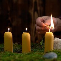 5PK 12 Hour Natural Beeswax Candles by UCO